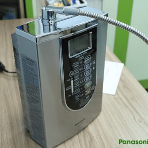 Máy điện giải ion kiềm Panasonic TKAS66